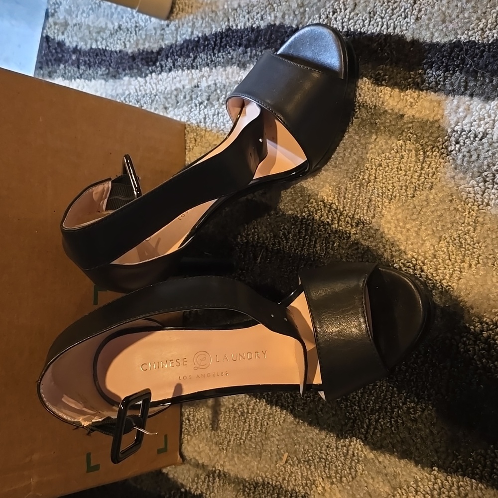 Chinese laundry heels